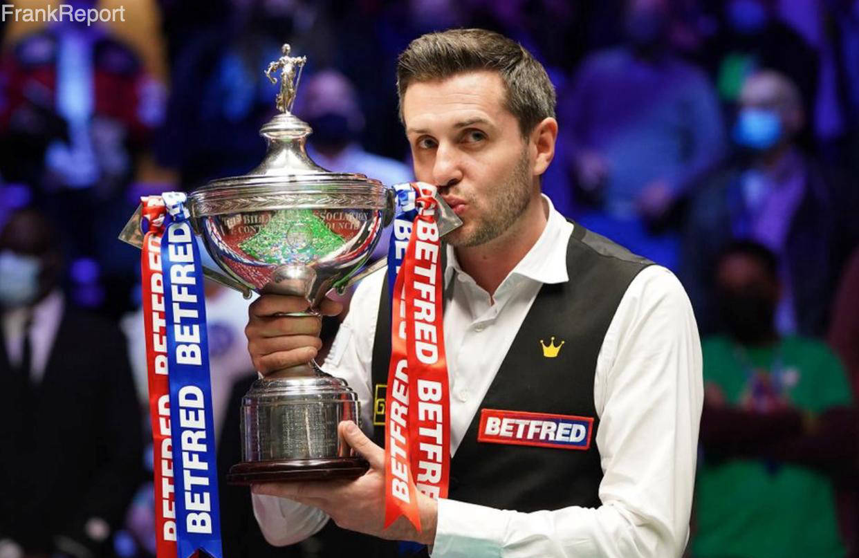 因此他在比 因此他在比