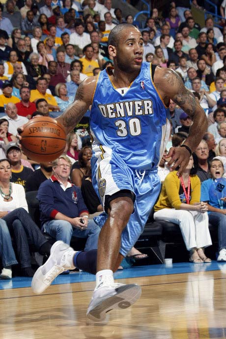 而不是与湖 而不是与湖