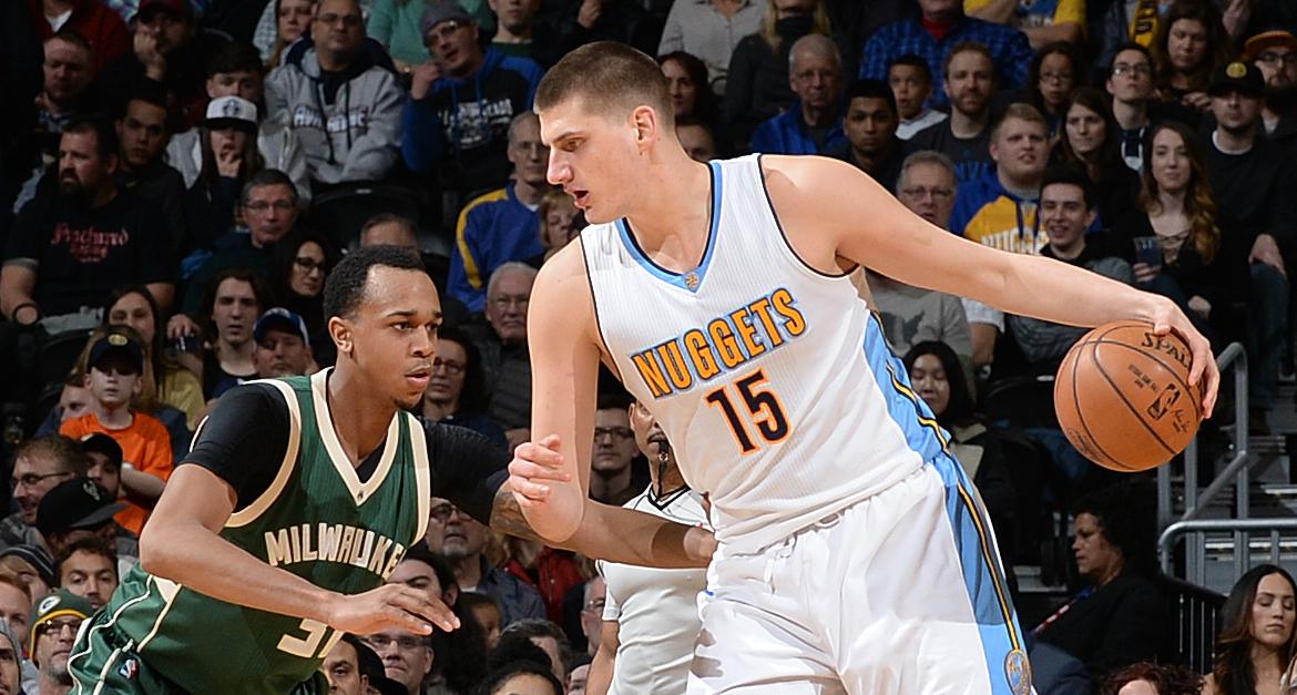 他的动作不 他的动作不