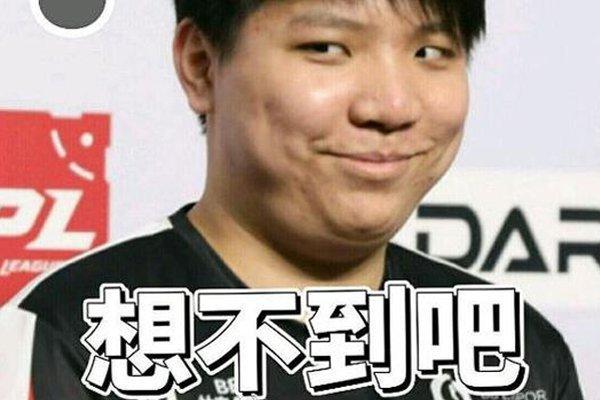 更是攻守两